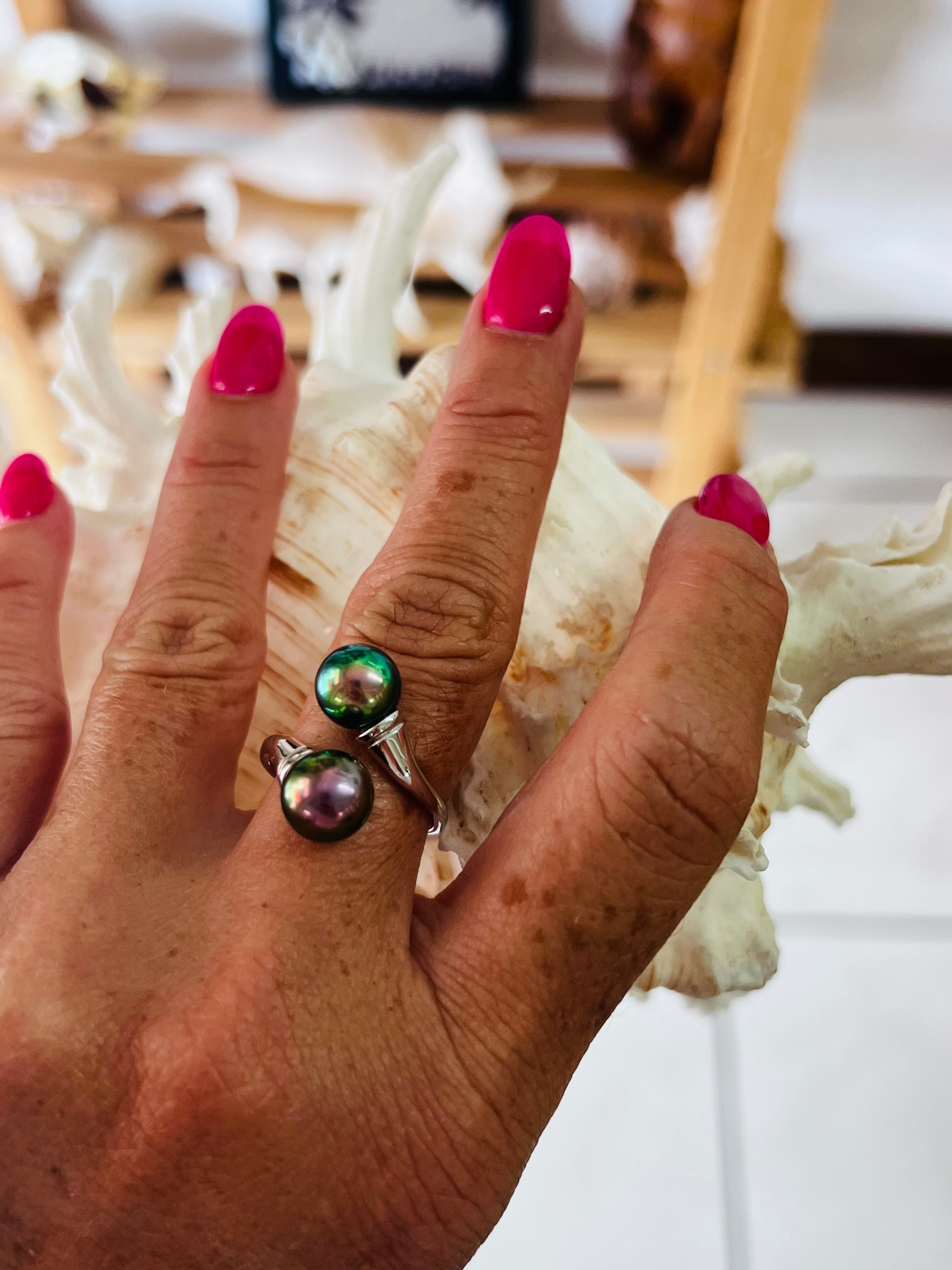 Bague toi &moi Or blanc 18carats Perle de Tahiti fourni avec son certificat d’authenticité
